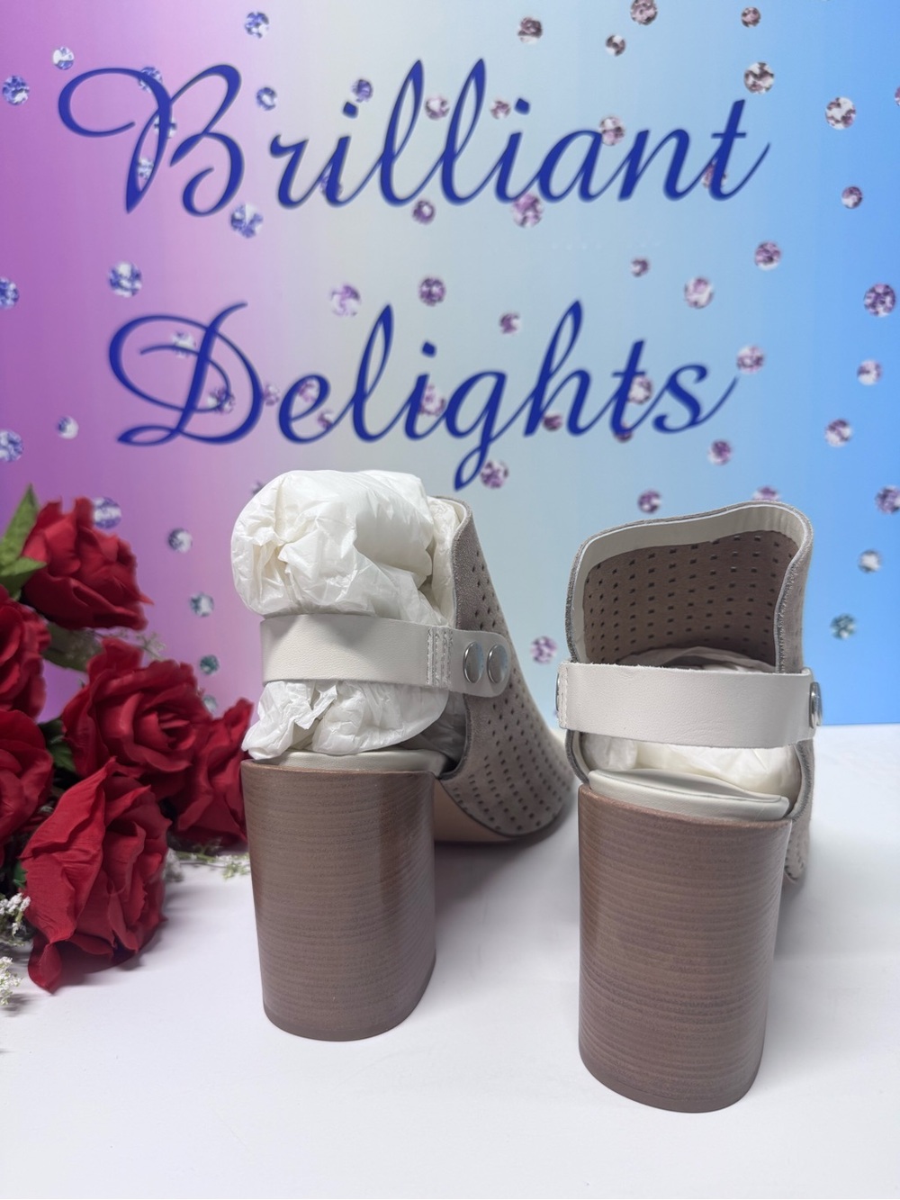🇮🇹$500 LEIGH SUEDE SLINGBACK HEELS - Picture 4 of 8